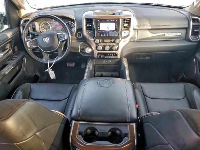 Ram 1500 Laramie Image 6