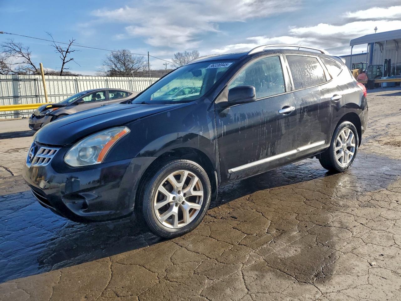 Nissan Rogue S Image 1