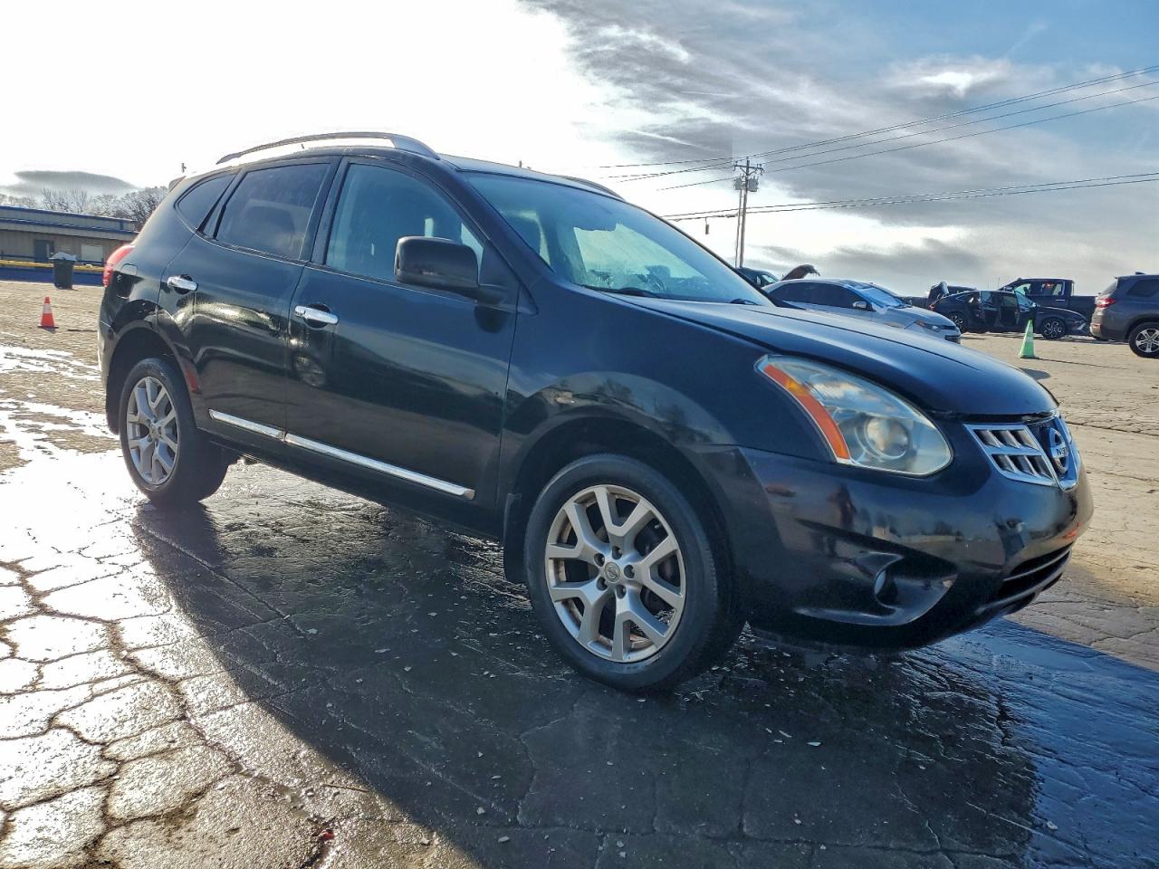 Nissan Rogue S Image 11