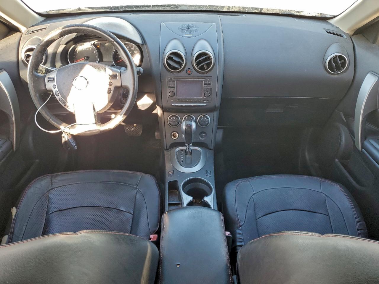 Nissan Rogue S Image 5