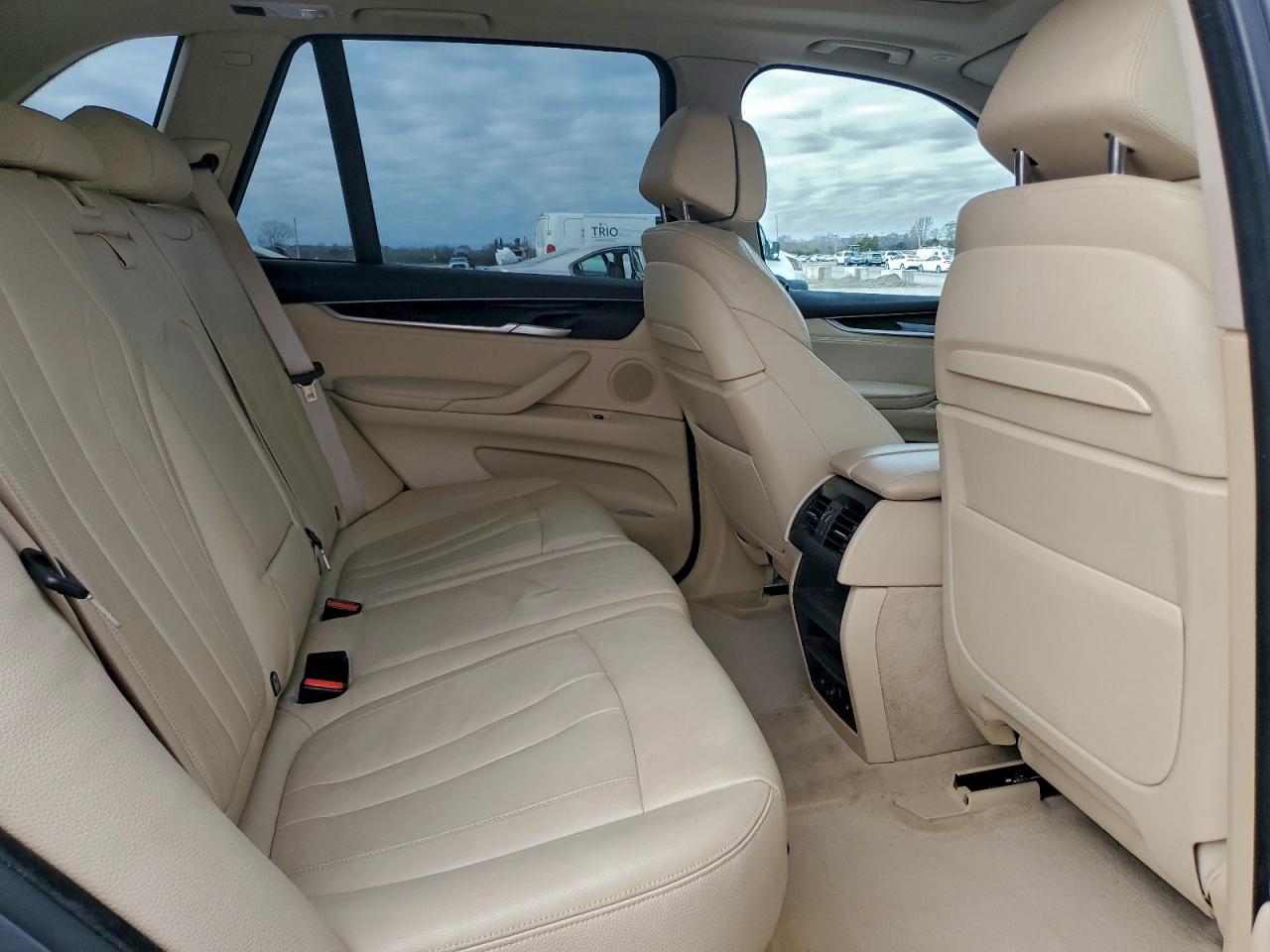 BMW X Series Xdrive50i Image 2