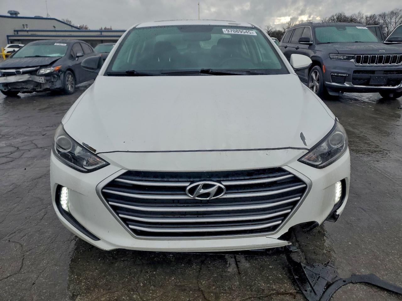 Hyundai ELANTRA Sel Image 5