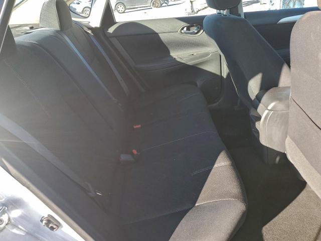 Nissan Sentra S Image 9