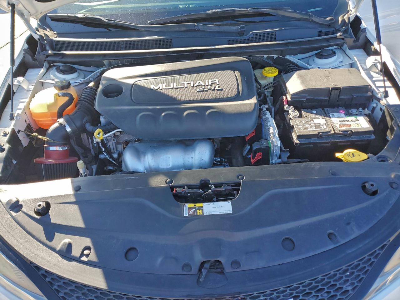 Chrysler 200 S Image 8