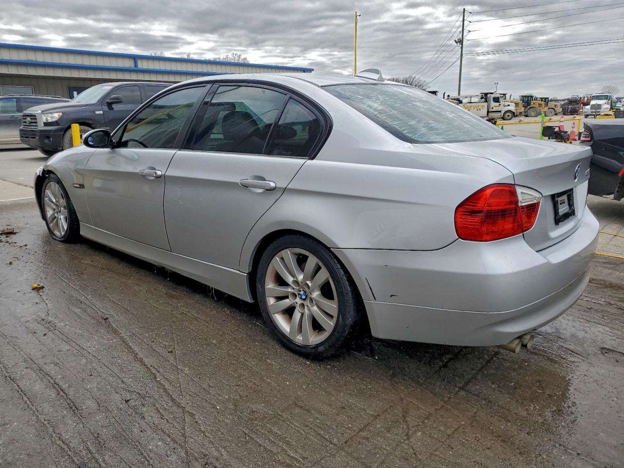BMW 3 Series I Image 2