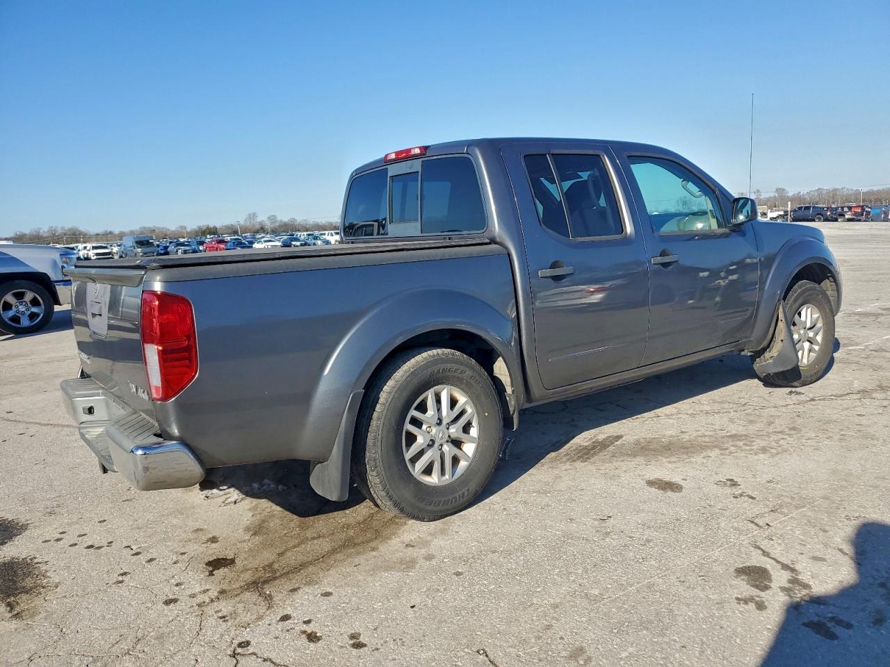 Nissan Frontier S Image 4