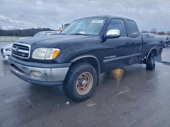  Salvage Toyota Tundra