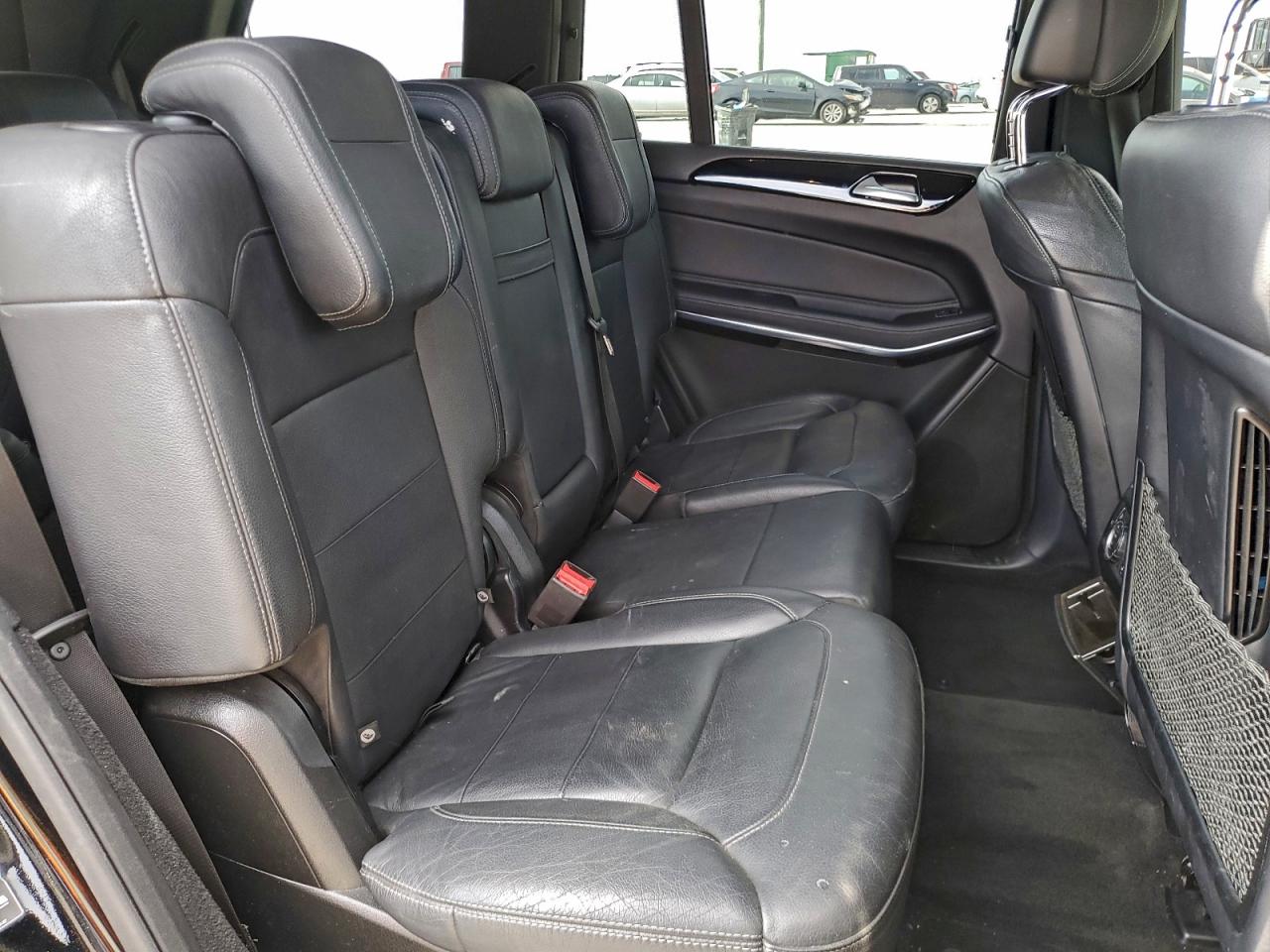 Mercedes-Benz Gls-class 550 4matic Image 14