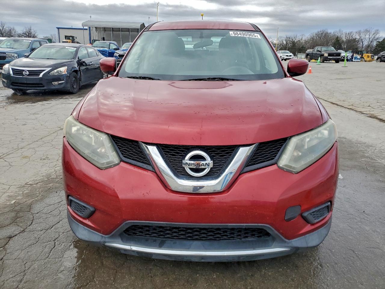 Nissan Rogue S Image 4