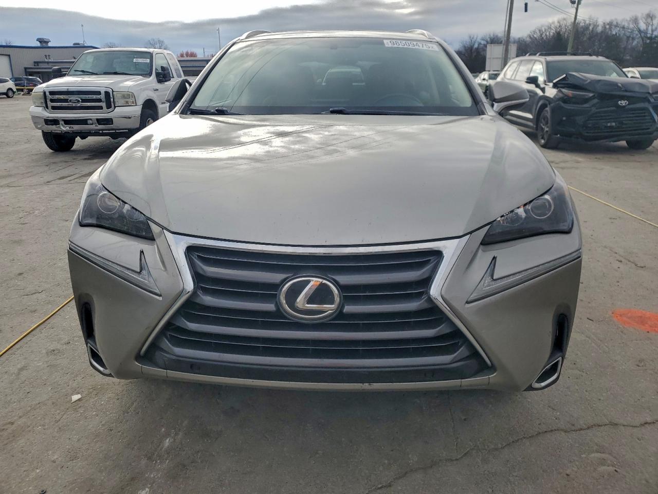 Lexus NX 200t Base Image 3