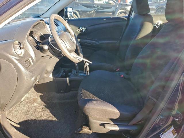 Nissan Versa S Image 8