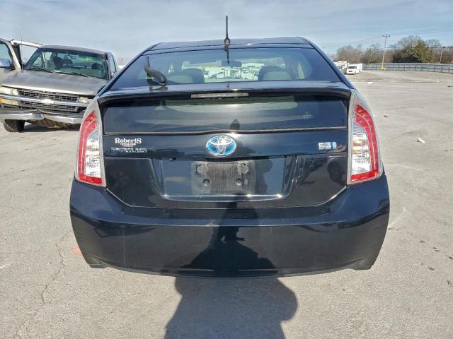 Toyota Prius Image 5