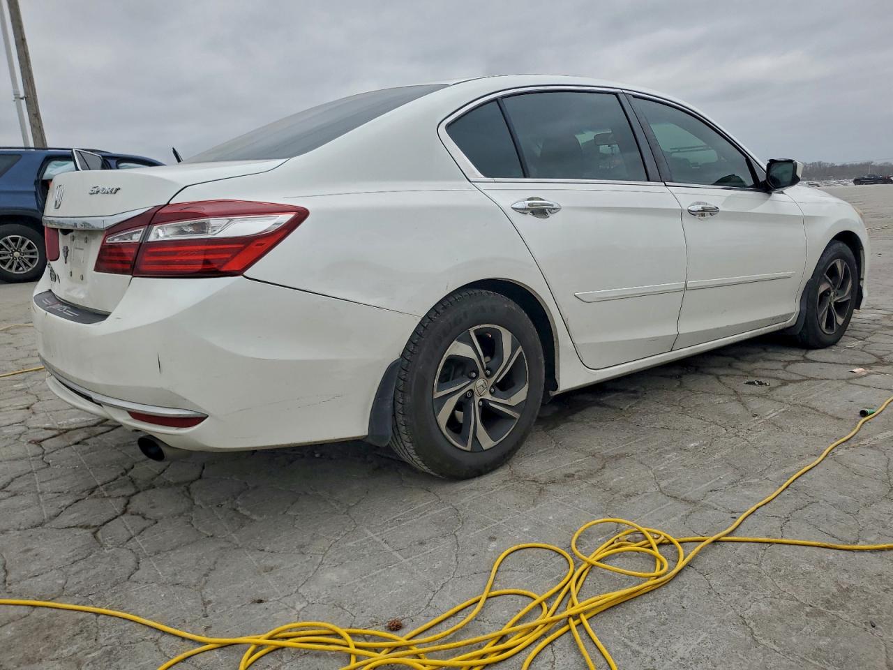 Honda Accord Lx Image 8