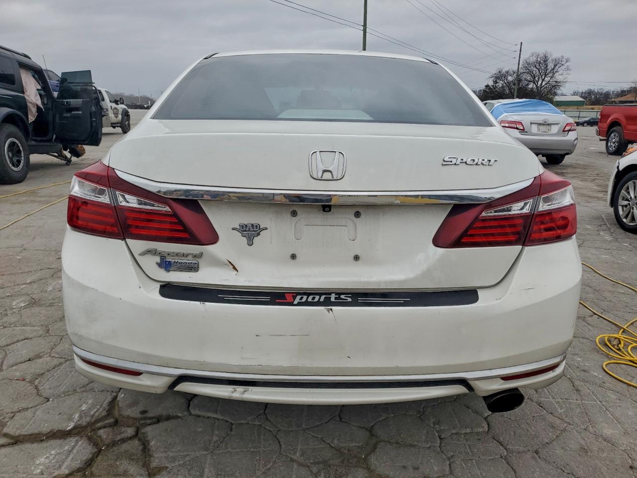 Honda Accord Lx Image 4