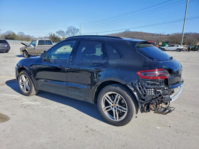 Porsche Macan S Image 14