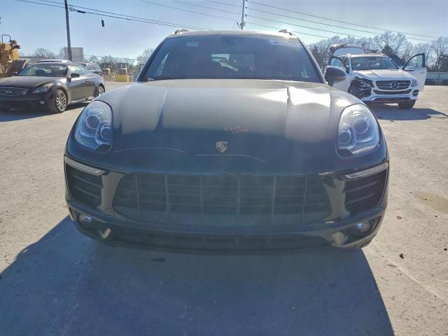 Porsche Macan S Image 4