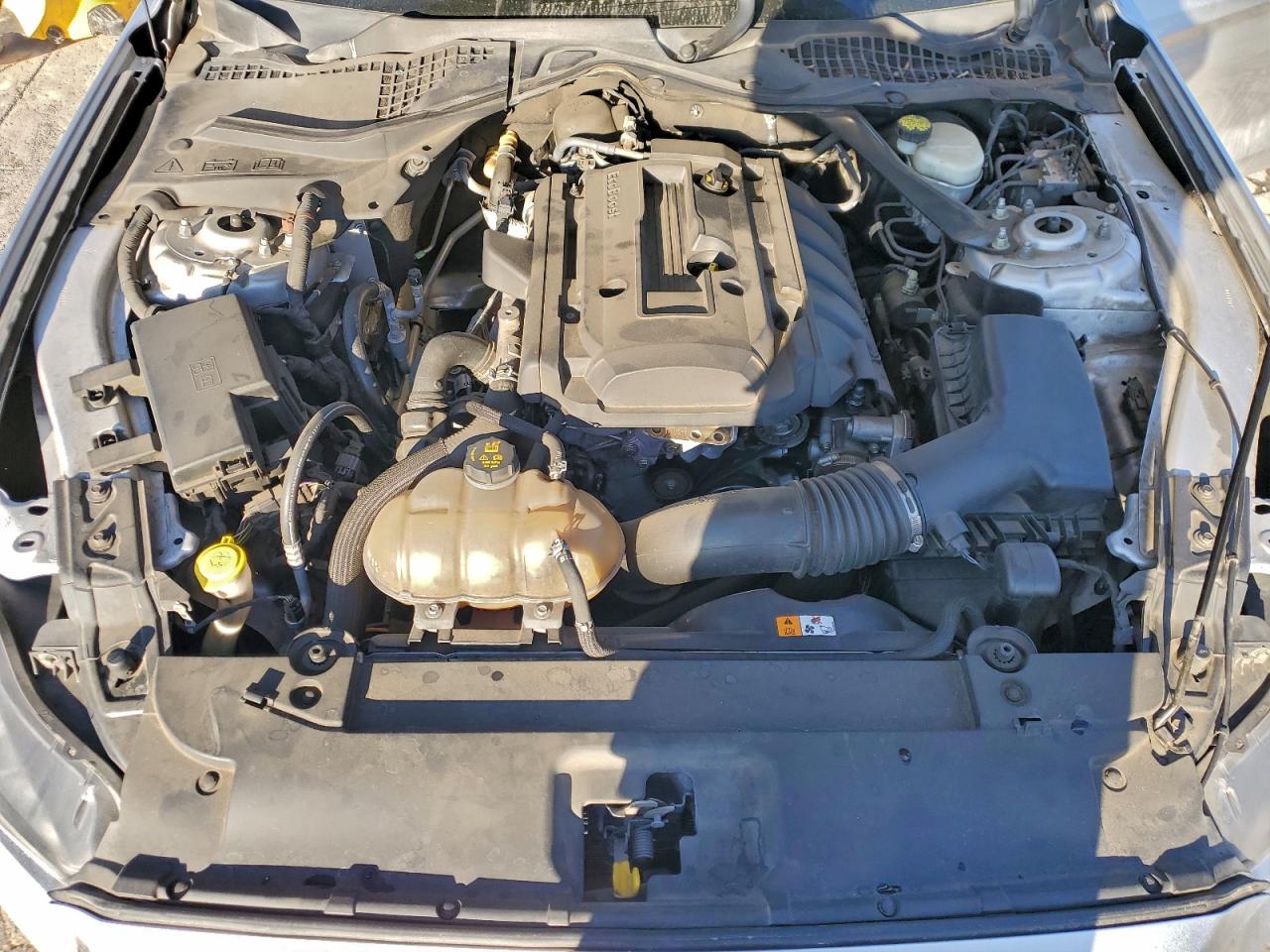 Ford Mustang Image 11