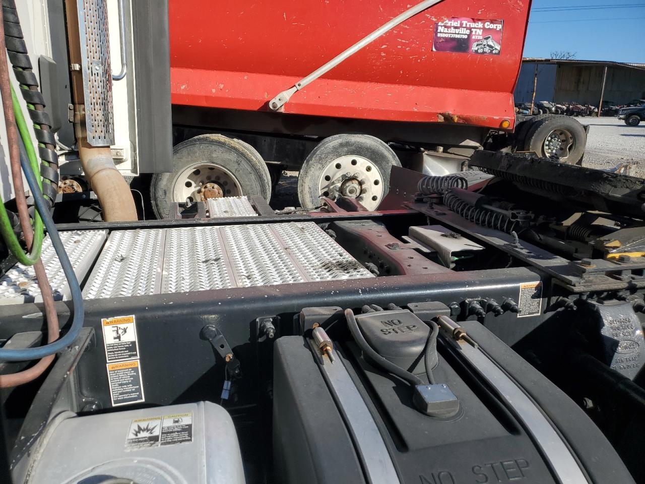 Peterbilt 579 Image 10