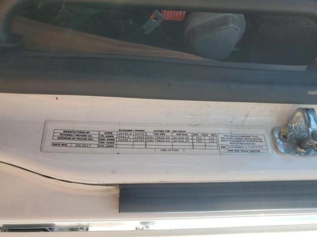 Peterbilt 579 Image 5