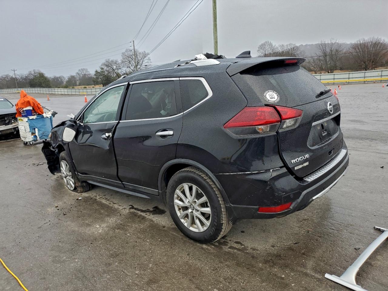 Nissan Rogue S Image 4