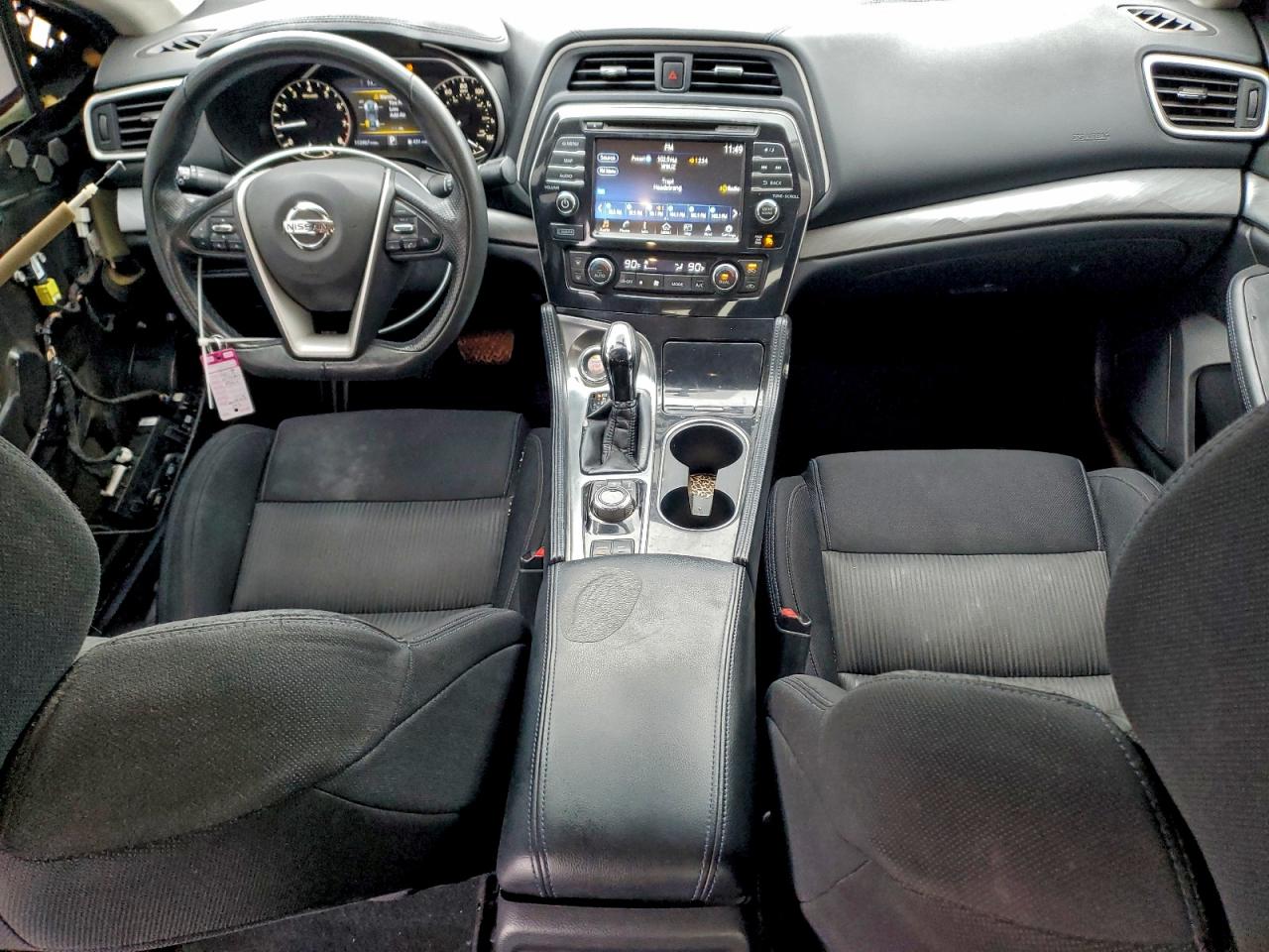 Nissan Maxima 3.5s Image 8