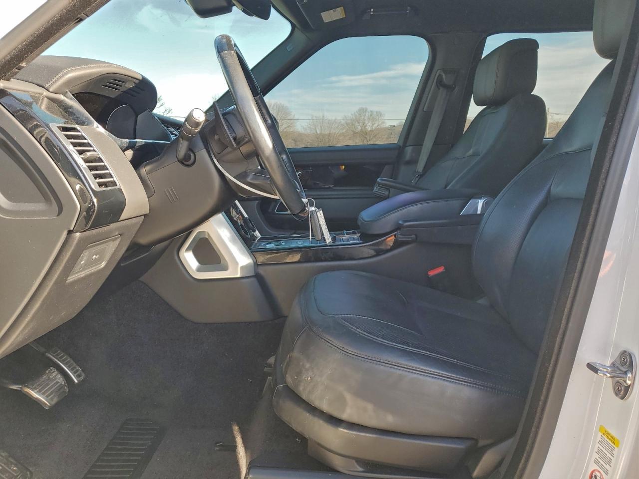 Land Rover Range Rover Westminster Edition Image 13