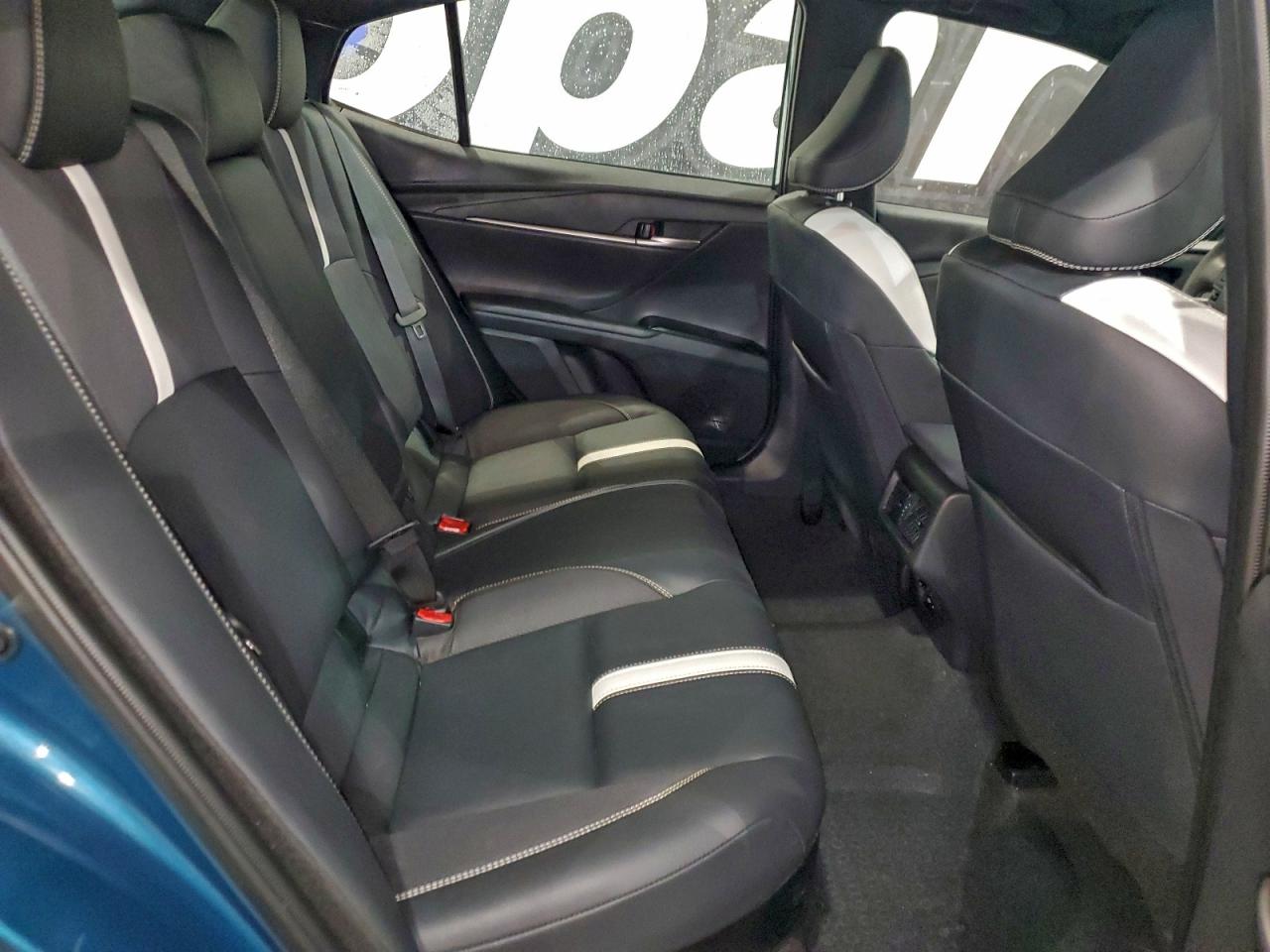 Toyota Camry Xse Image 4