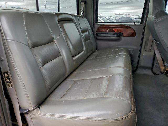 Ford F-250 Super Duty Image 11