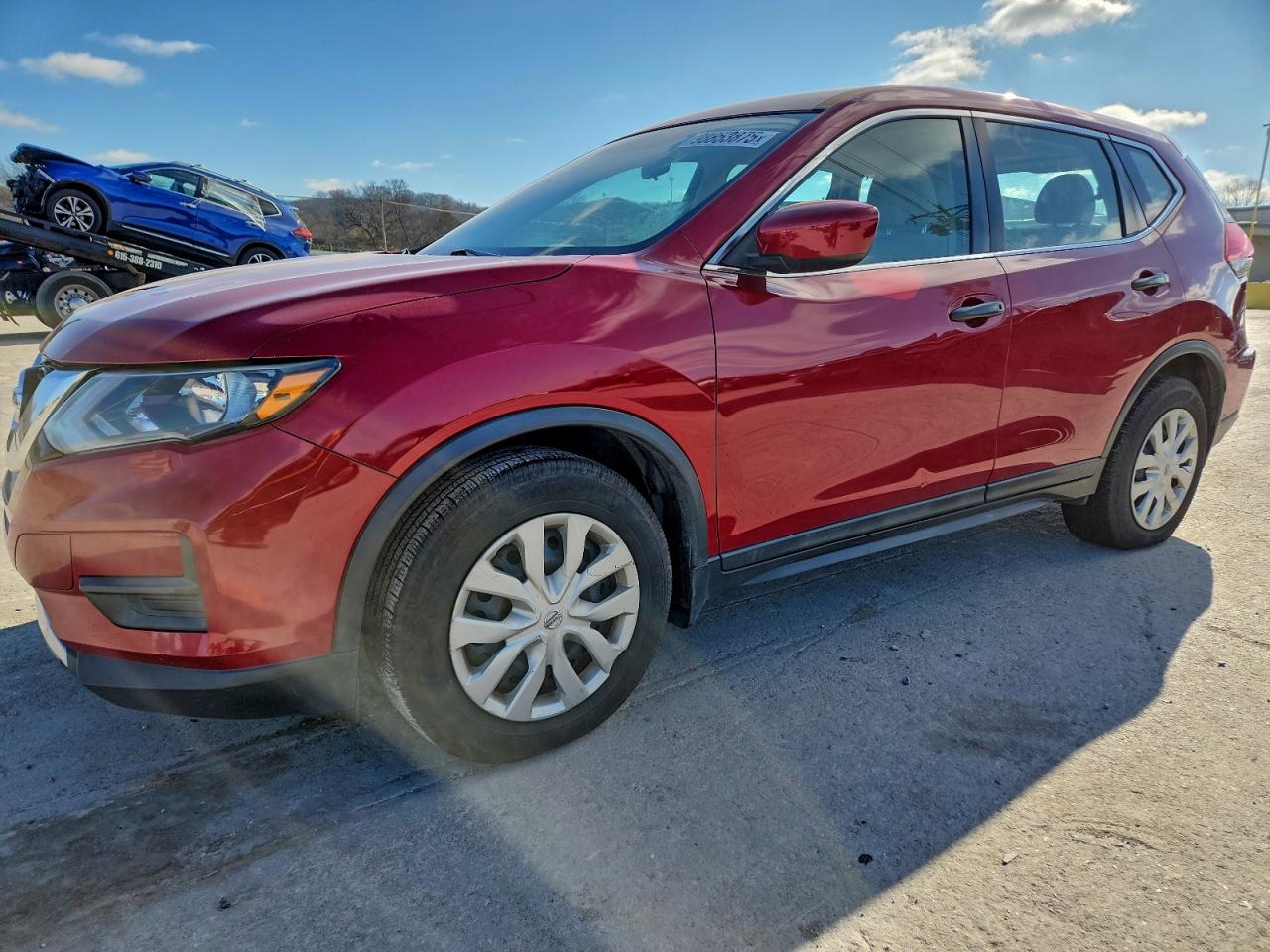 Nissan Rogue S Image 1