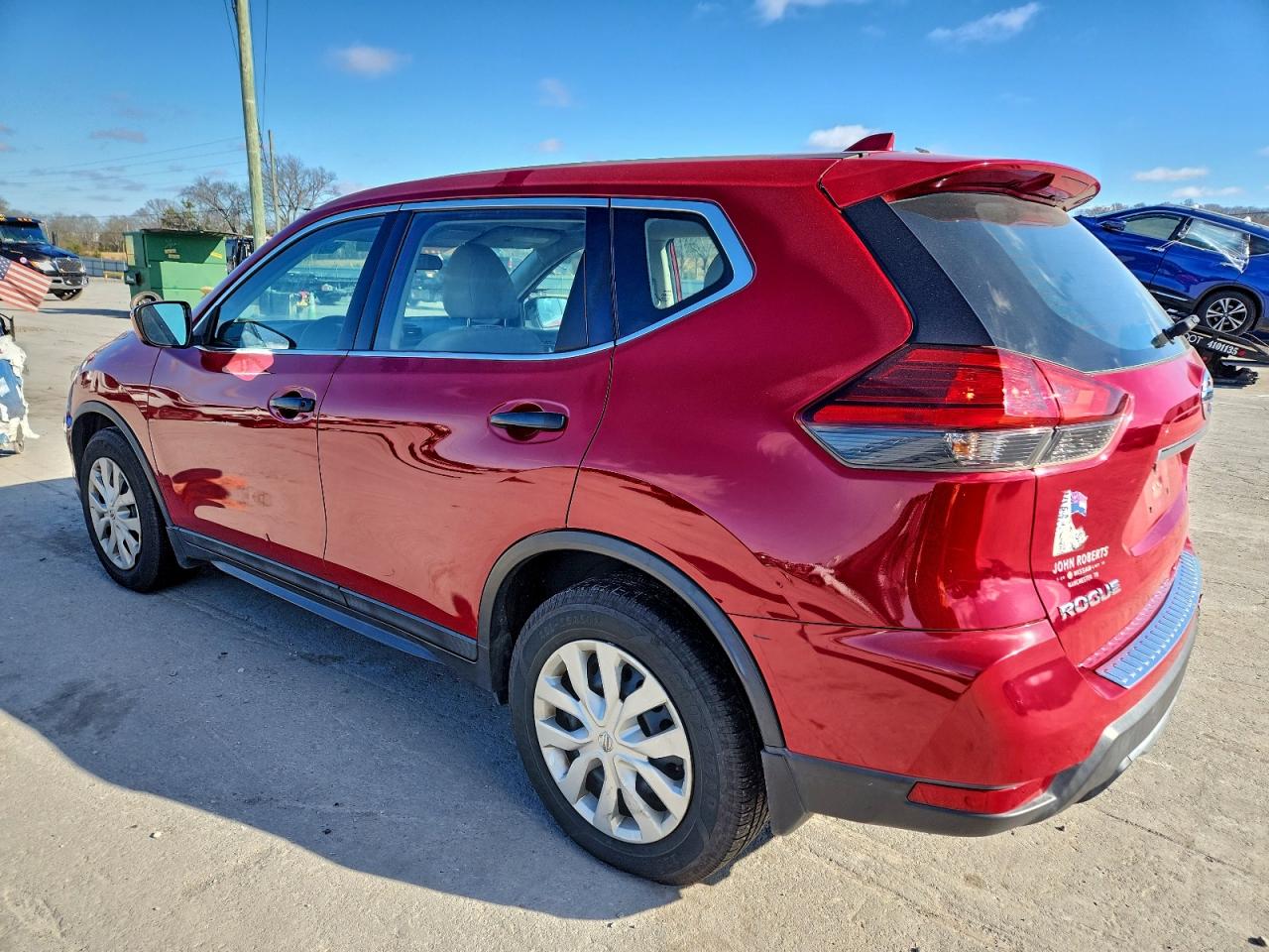 Nissan Rogue S Image 3
