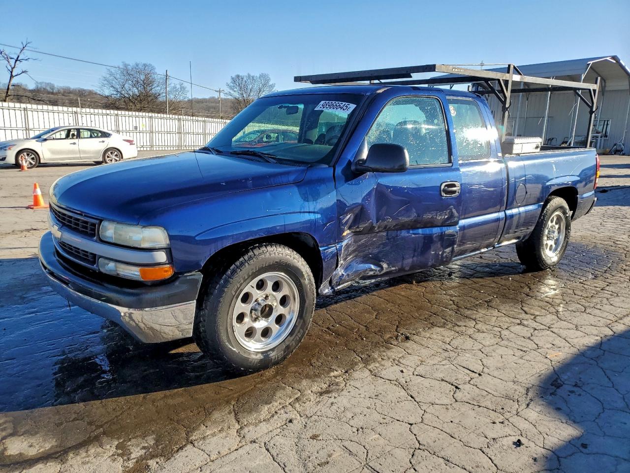 Chevrolet Silverado C1500 Image 1