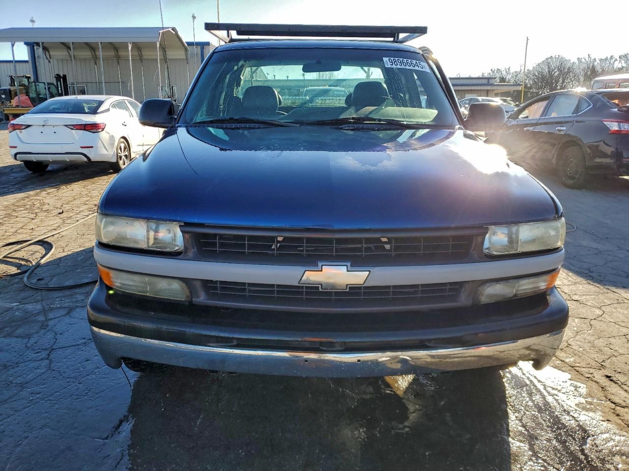 Chevrolet Silverado C1500 Image 12