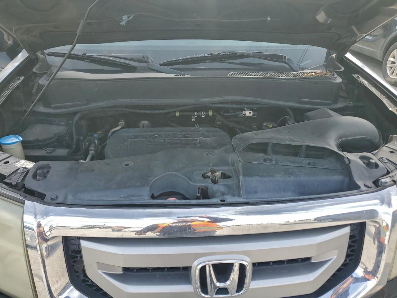 Honda Pilot Touring Image 12