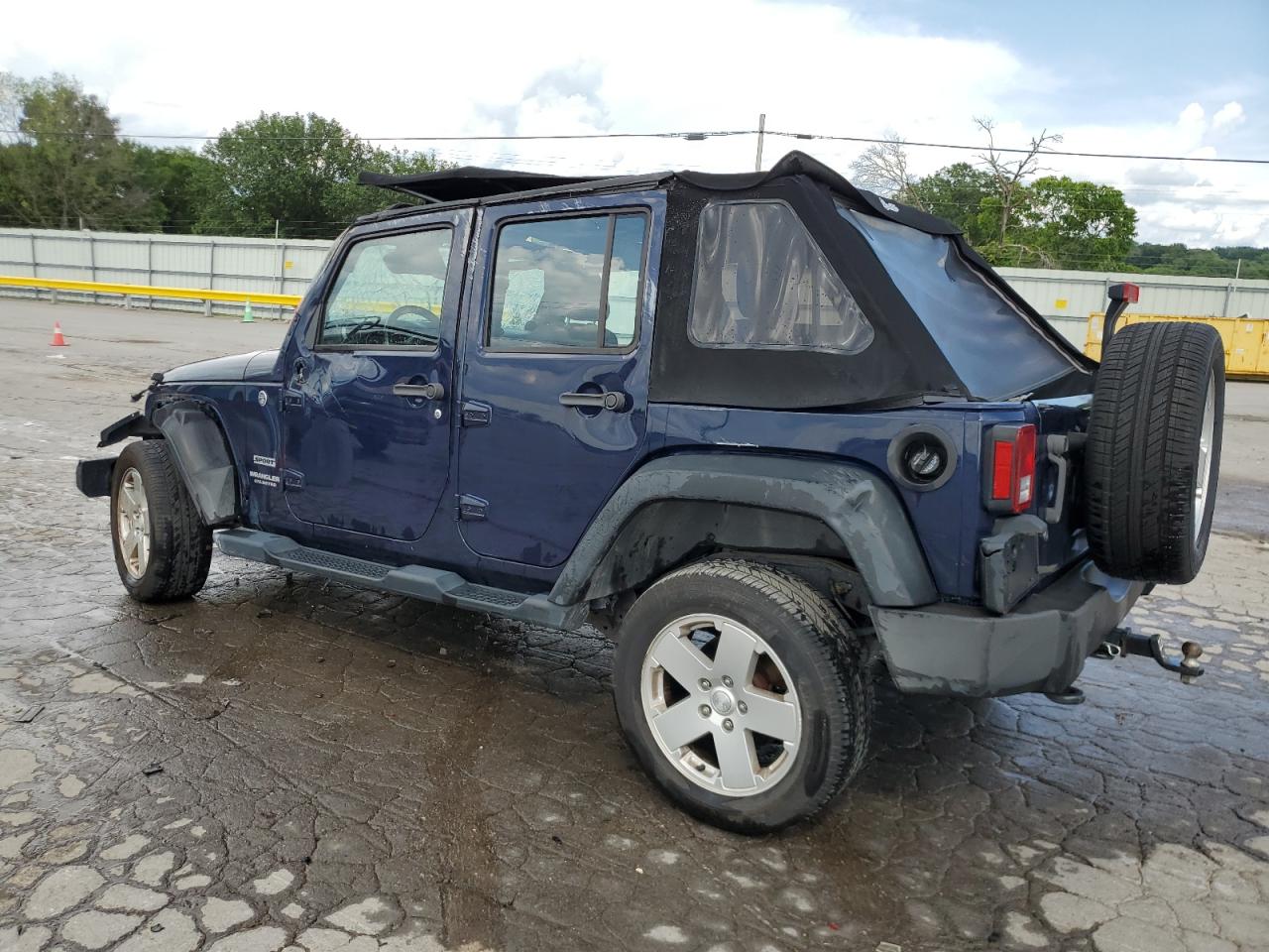Jeep Wrangler Sport Image 3