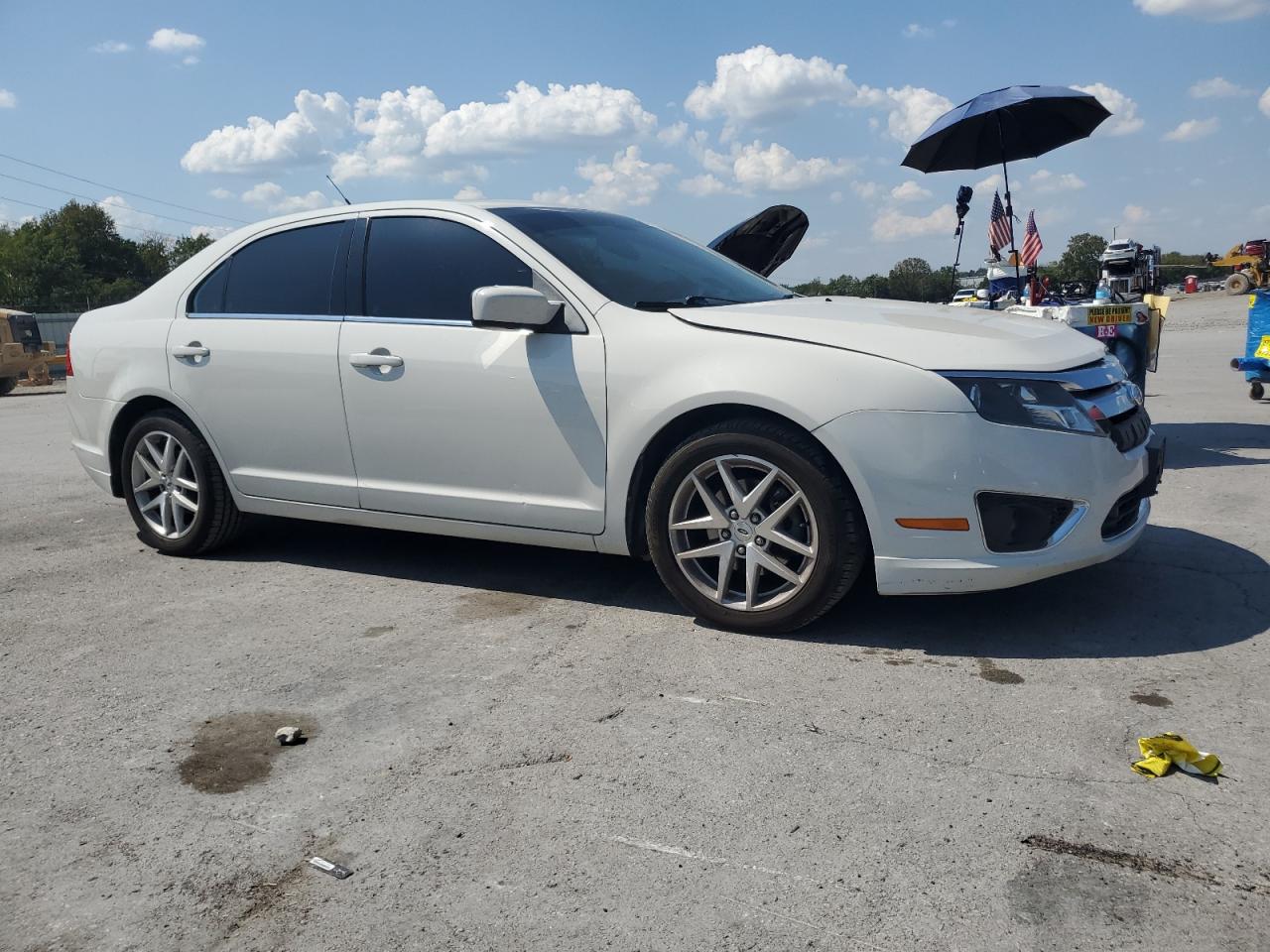 Ford Fusion Sel Image 3