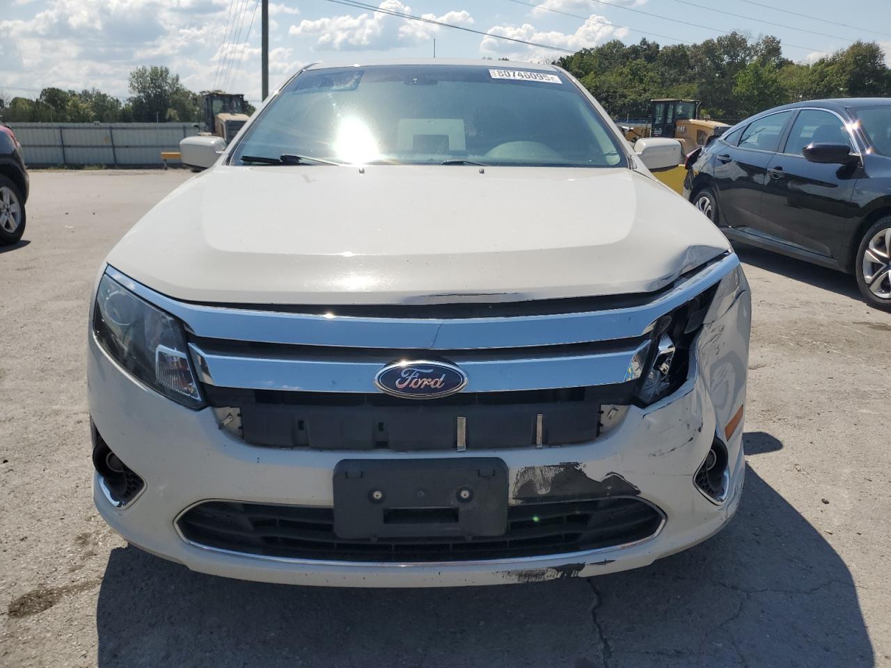 Ford Fusion Sel Image 12
