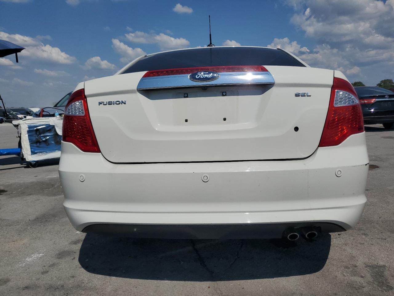 Ford Fusion Sel Image 10
