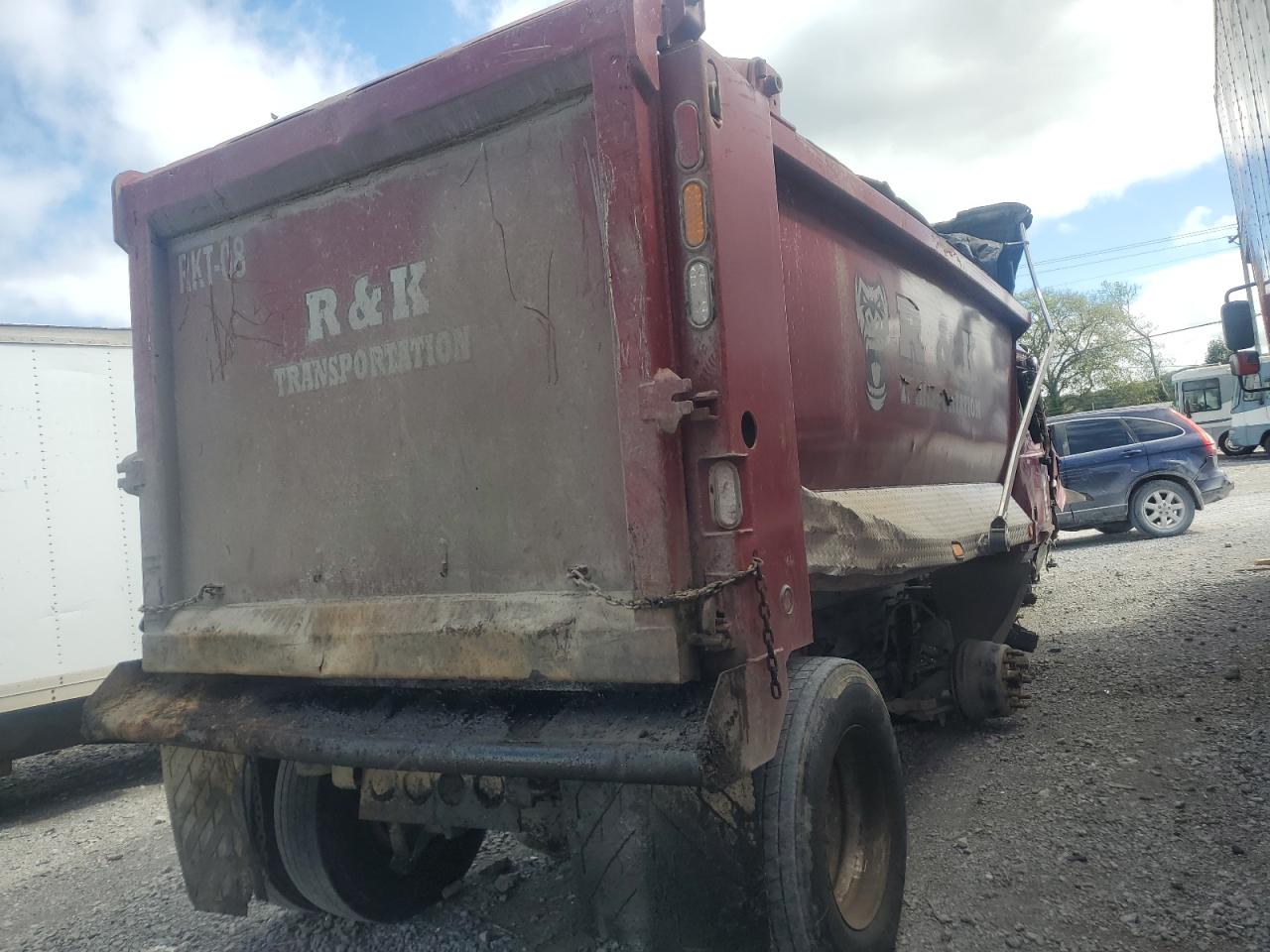 Mack Granite Image 2