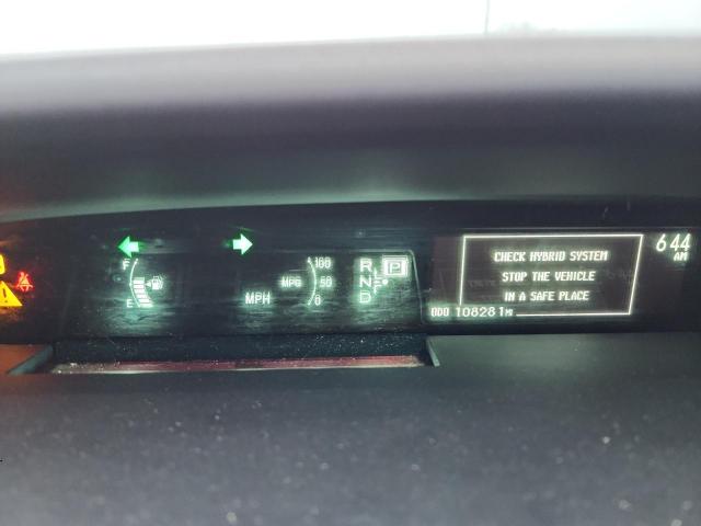 Toyota Prius Image 8