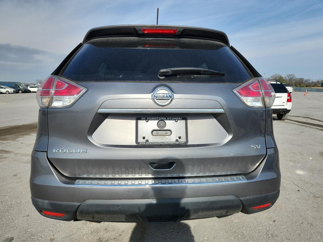 Nissan Rogue S Image 4
