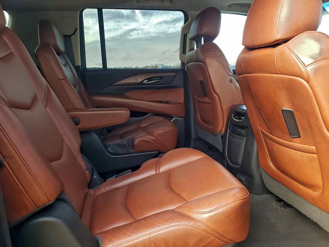 Cadillac Escalade Esv Luxury Image 9