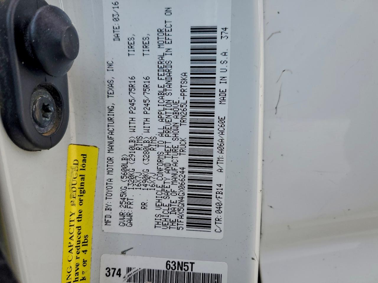 Toyota Tacoma Double Cab Image 7