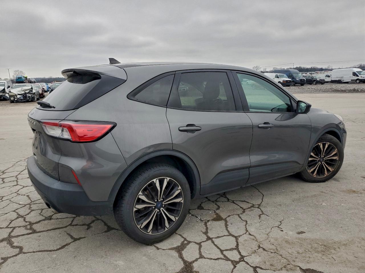 Ford Escape Se Image 6