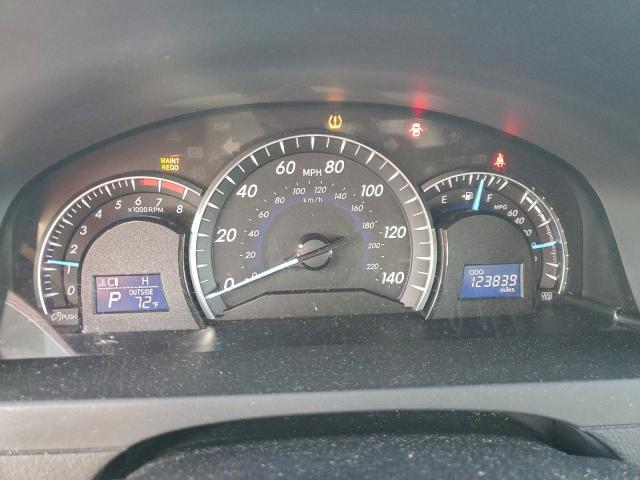 Toyota Camry Se Image 3