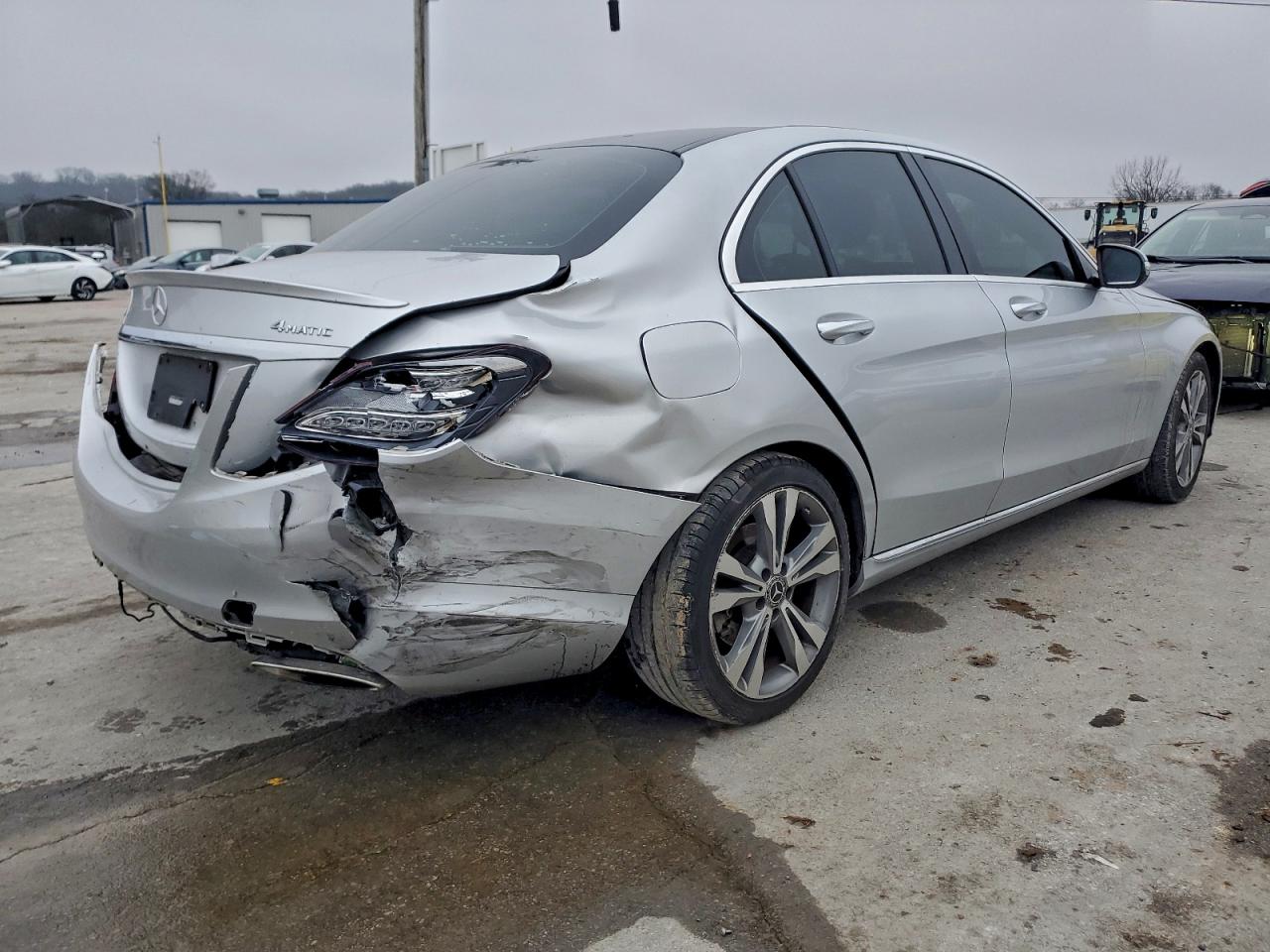 Mercedes-Benz C-Class 300 4matic Image 3