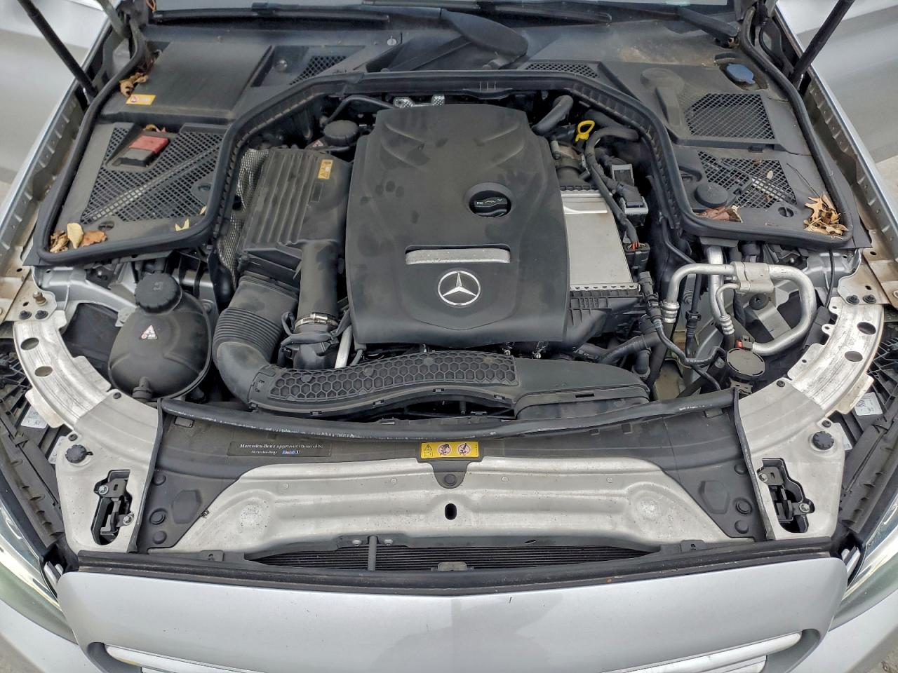 Mercedes-Benz C-Class 300 4matic Image 12