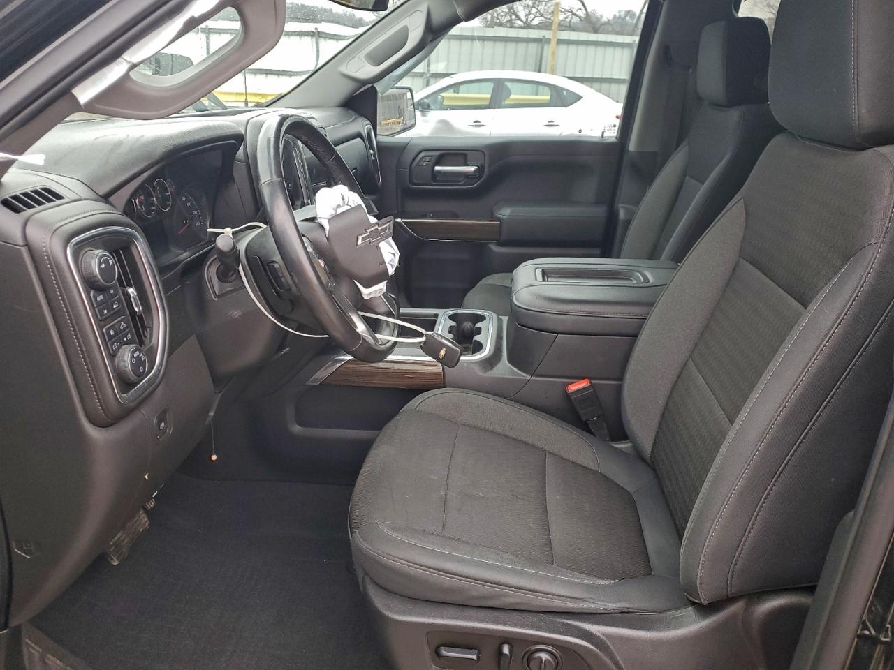 Chevrolet Silverado K1500 Rst Image 10