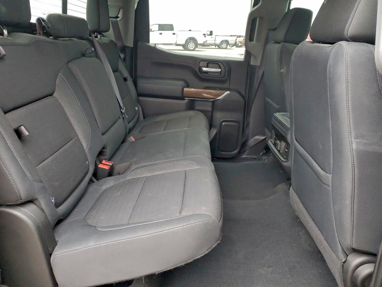 Chevrolet Silverado K1500 Rst Image 4