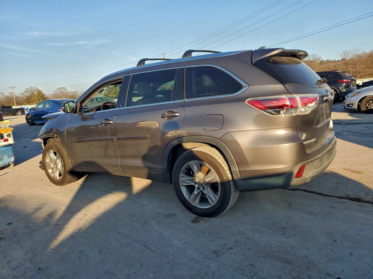 Toyota Highlander Limited Image 4