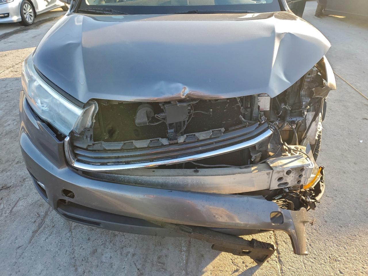 Toyota Highlander Limited Image 11